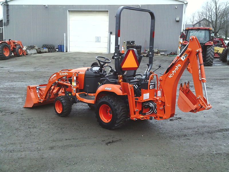 Tractors - Compact  Kubota BX23S Tractor / Backhoe Photo